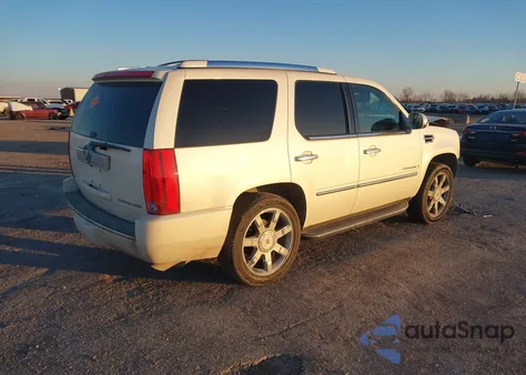 2009 Cadillac Escalade Standard from USA, damaged, VIN 1GYFK23239R110105